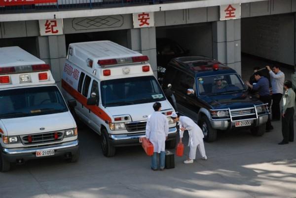 炉霍县救护车转院