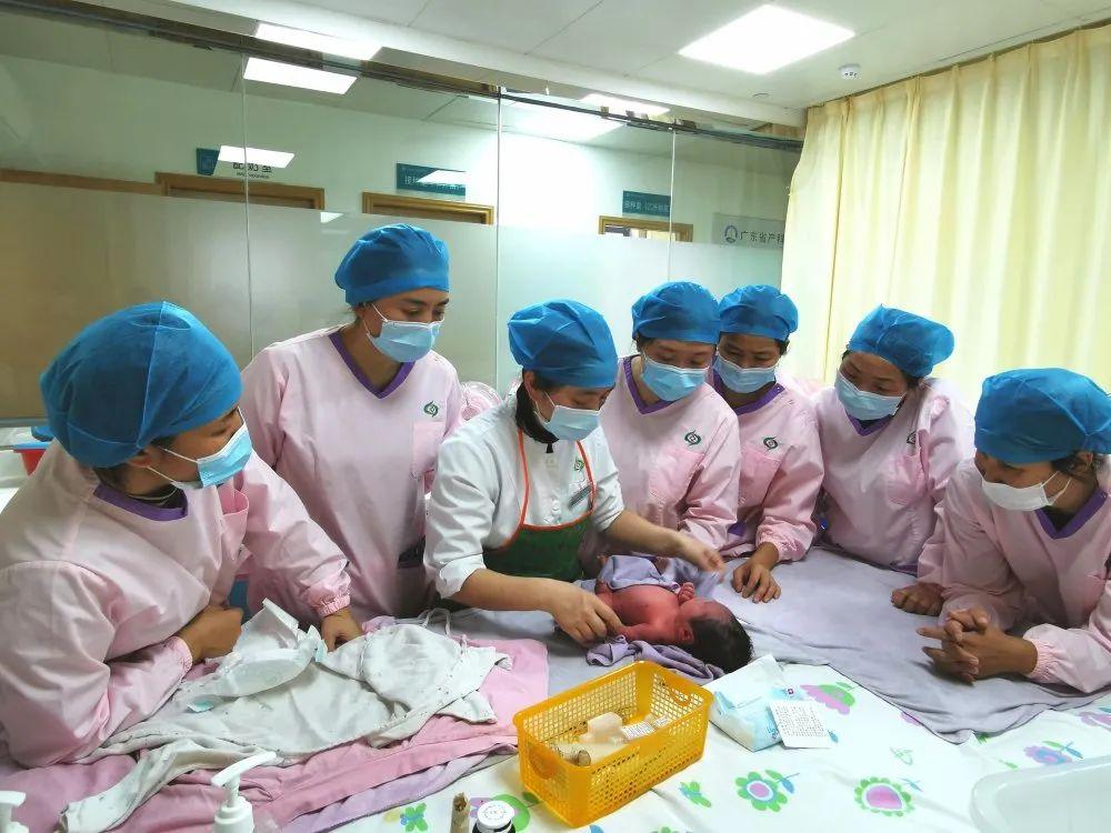 炉霍县妇婴监护型护送